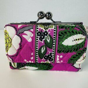 Vera Bradley Priscilla Pink Small Kisslock Wallet Retired Pattern Floral Clean